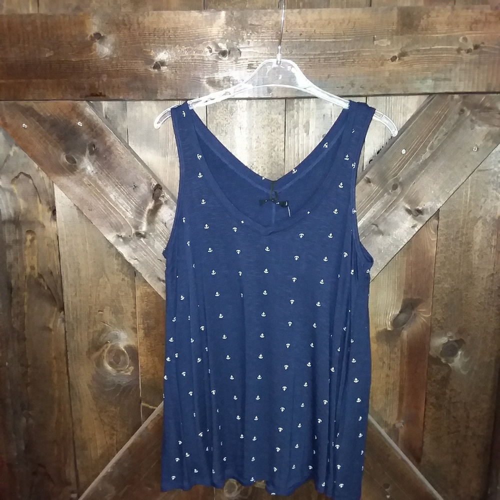 NWT small, navy sleeveless shirt with anchors